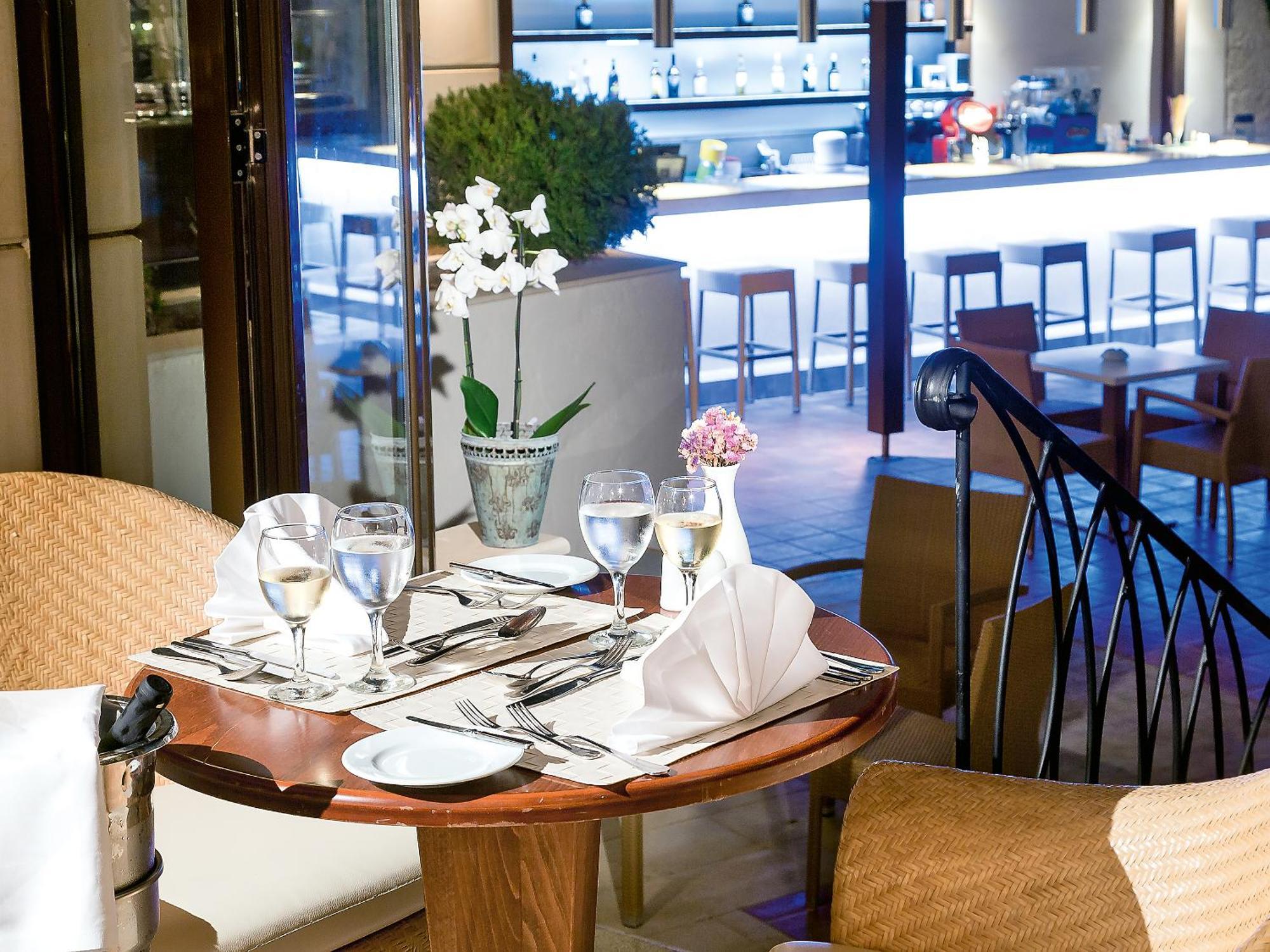 פלטאנס Grecotel Casa Adele מראה חיצוני תמונה